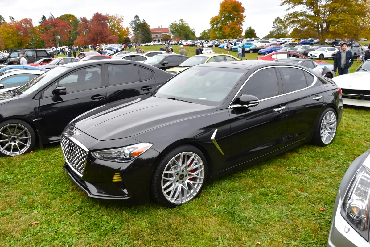 Genesis G70