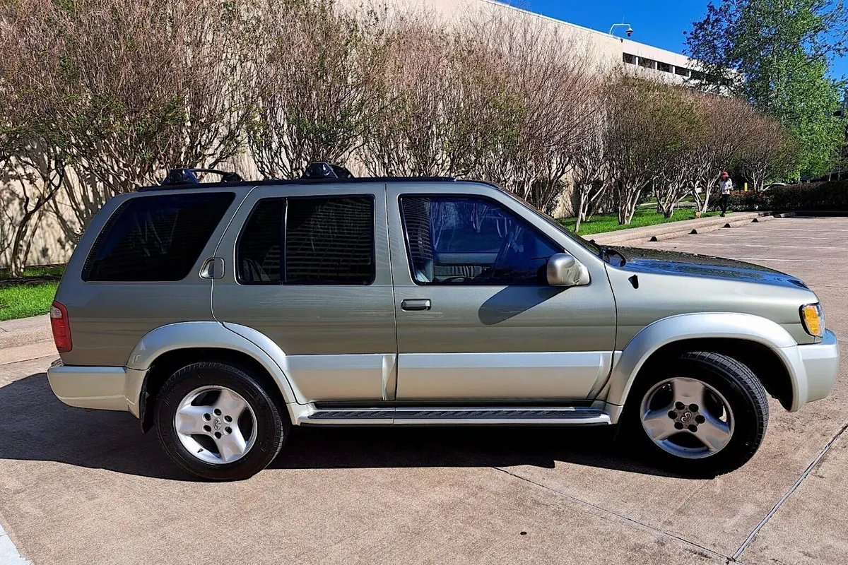 Infiniti QX4